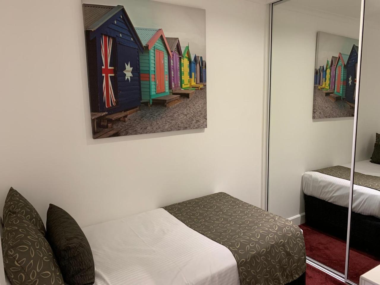 Ensenada Motor Inn And Suites Аделаїда Екстер'єр фото